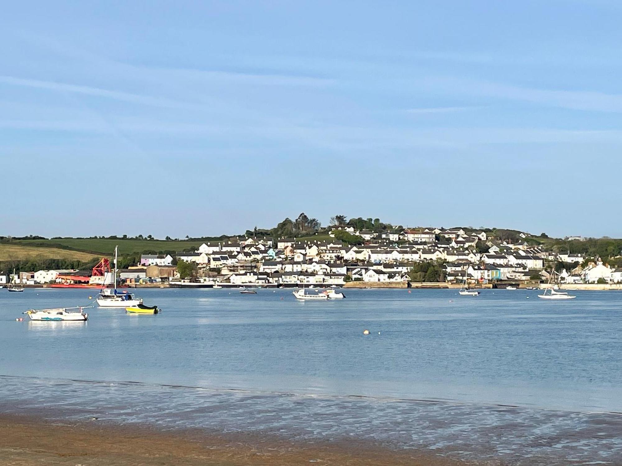 The Boathouse Villa Appledore Bagian luar foto